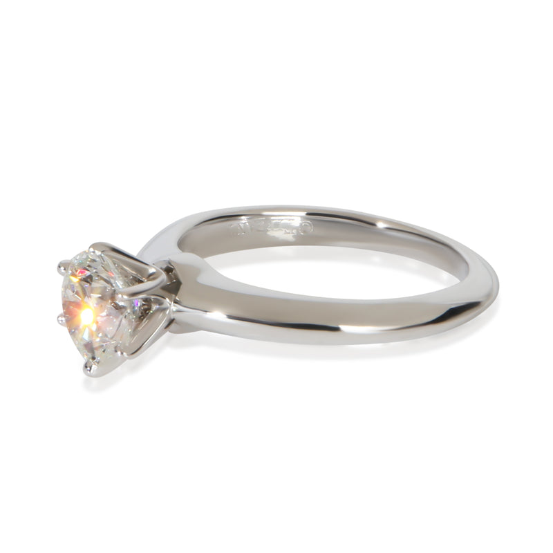 Tiffany & Co. 0.97 Ct Round Brilliant Diamond Engagement Ring 950