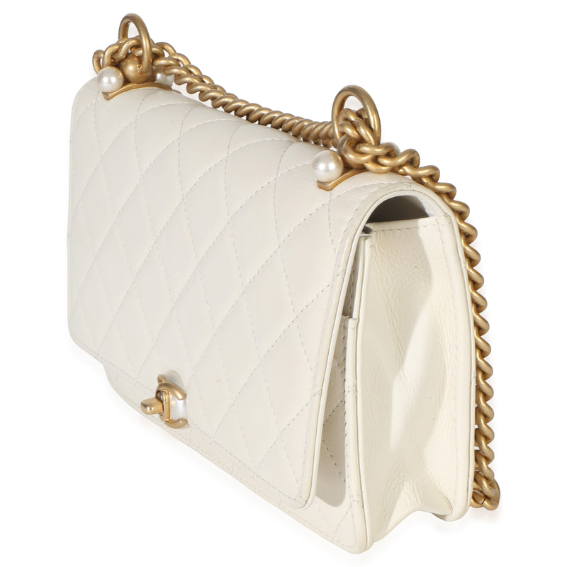 Chanel White Quilted Calfskin Pearl Cc Wallet On Chain Leather Handbag