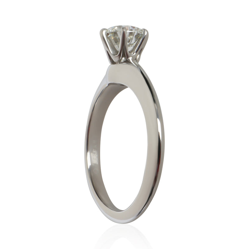 Tiffany & Co. 0.82 Ct Round Brilliant Diamond Engagement Ring 950