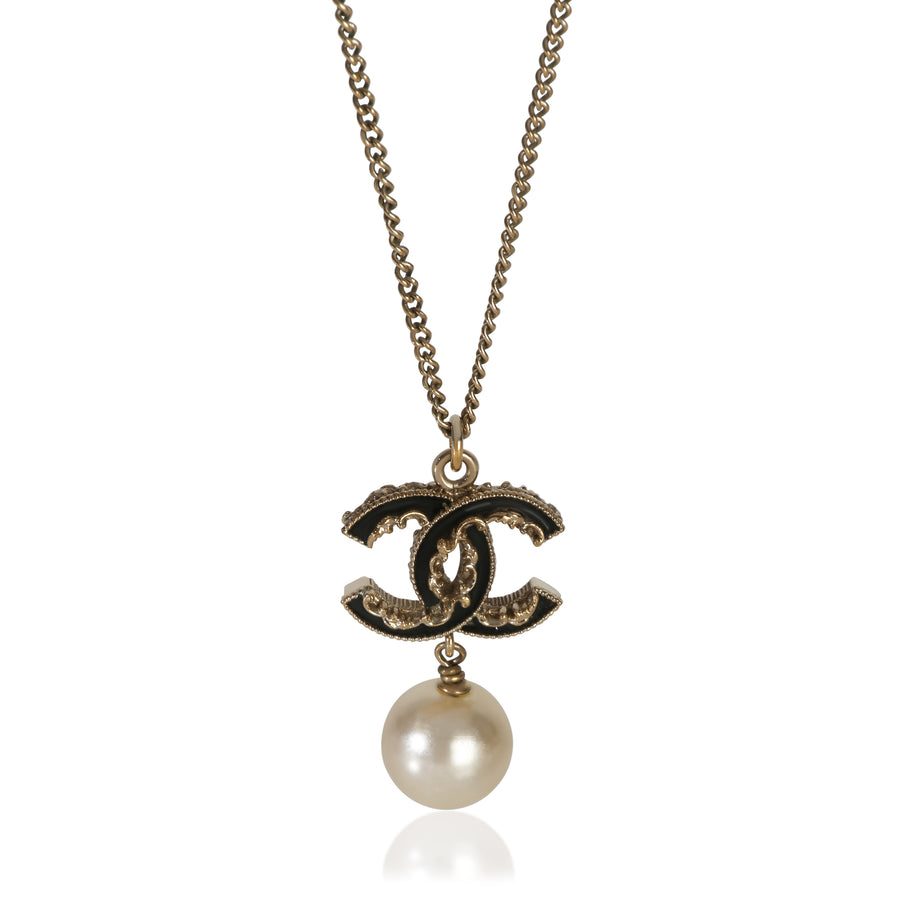 Chanel Gold-Plated 2014 Black Enamel Cc Pendant