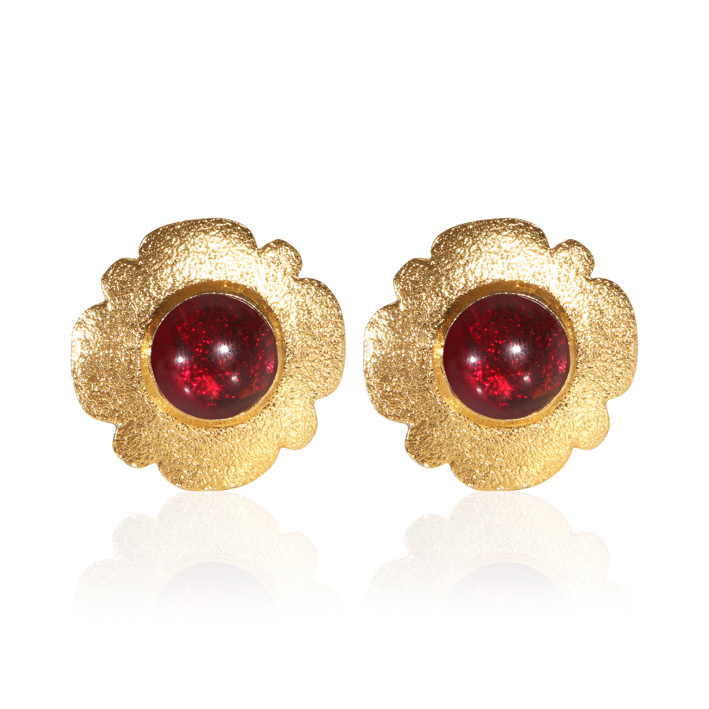 Chanel Gold-Plated 1980s Vintage Red Gripoix Earrings