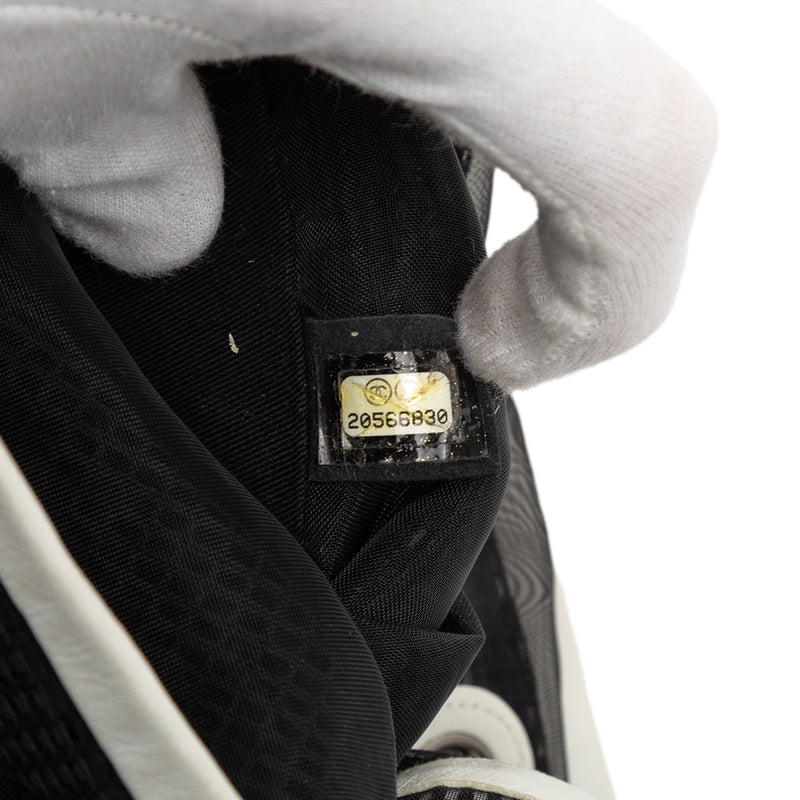 CC Mesh and Calfskin Bucket Bag - Image 6