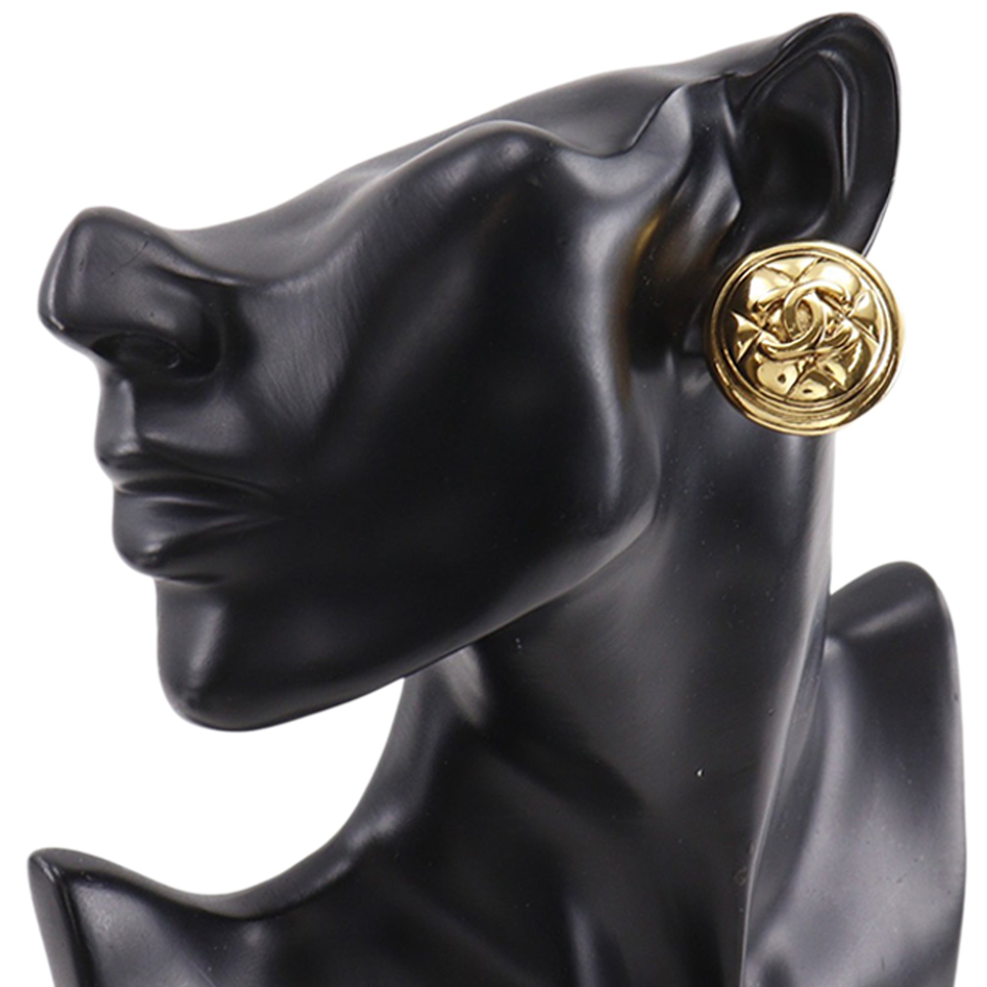 CC Gold Plated Quilted Round Clip On Earrings - Image 10