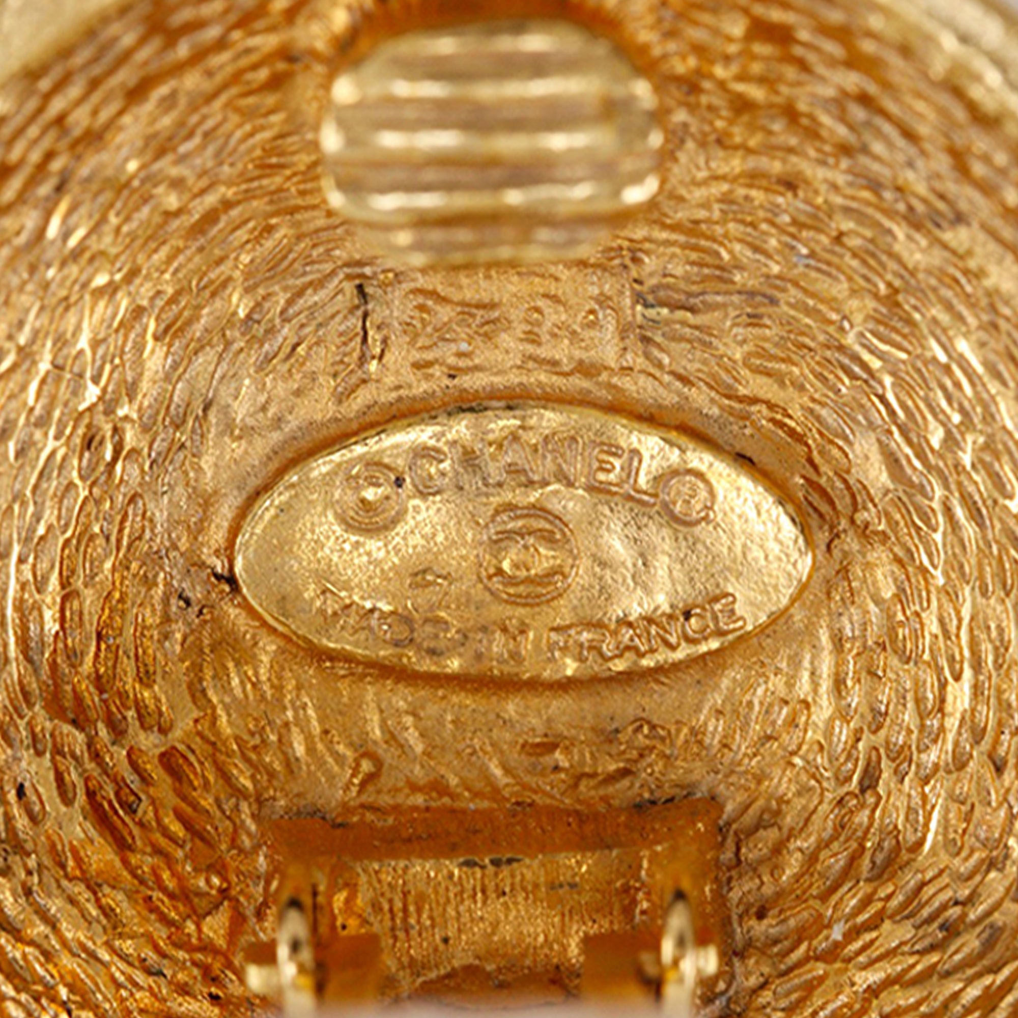 CC Gold Plated Quilted Round Clip On Earrings - Image 4