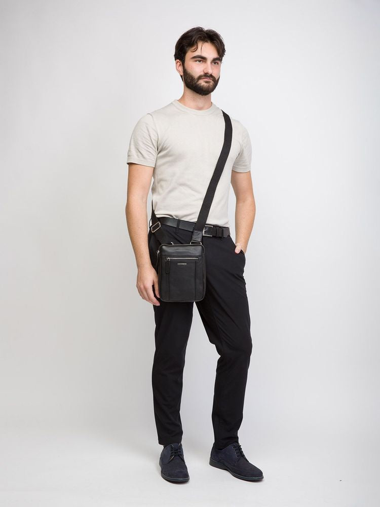 Momo Design Leather Shoulder Bag — Black