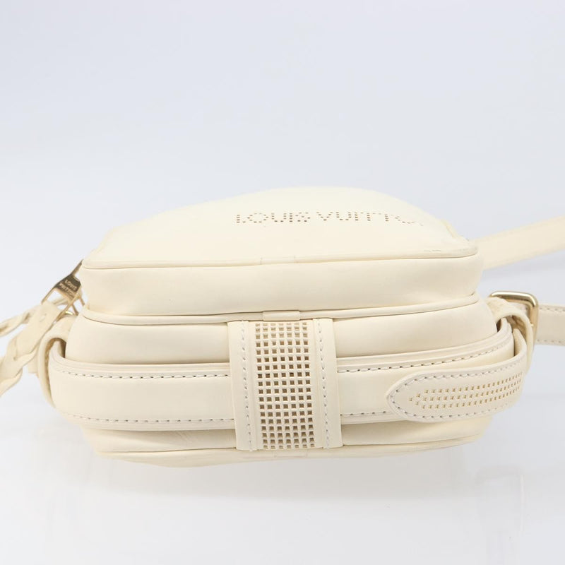 Louis Vuitton Bequia Trotter Messenger Nomade Leather White