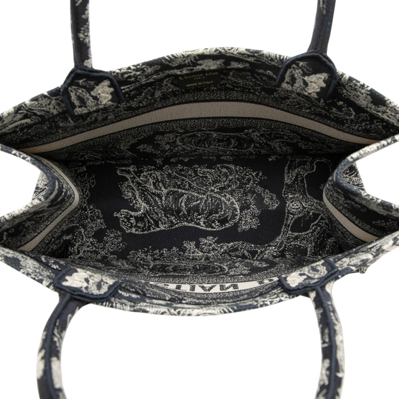 Medium Canvas Embroidered Dioriviera Toile De Jouy Book Tote - Image 4