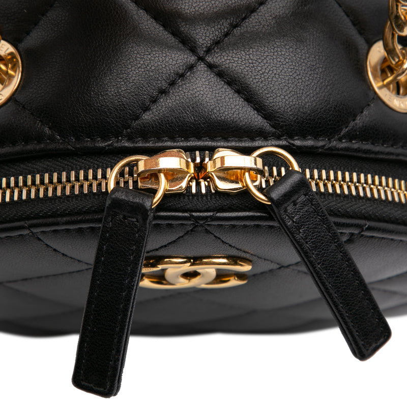 Quilted Lambskin Oval Logo Chain Top Handle Round Clutch on Chain - Image 7