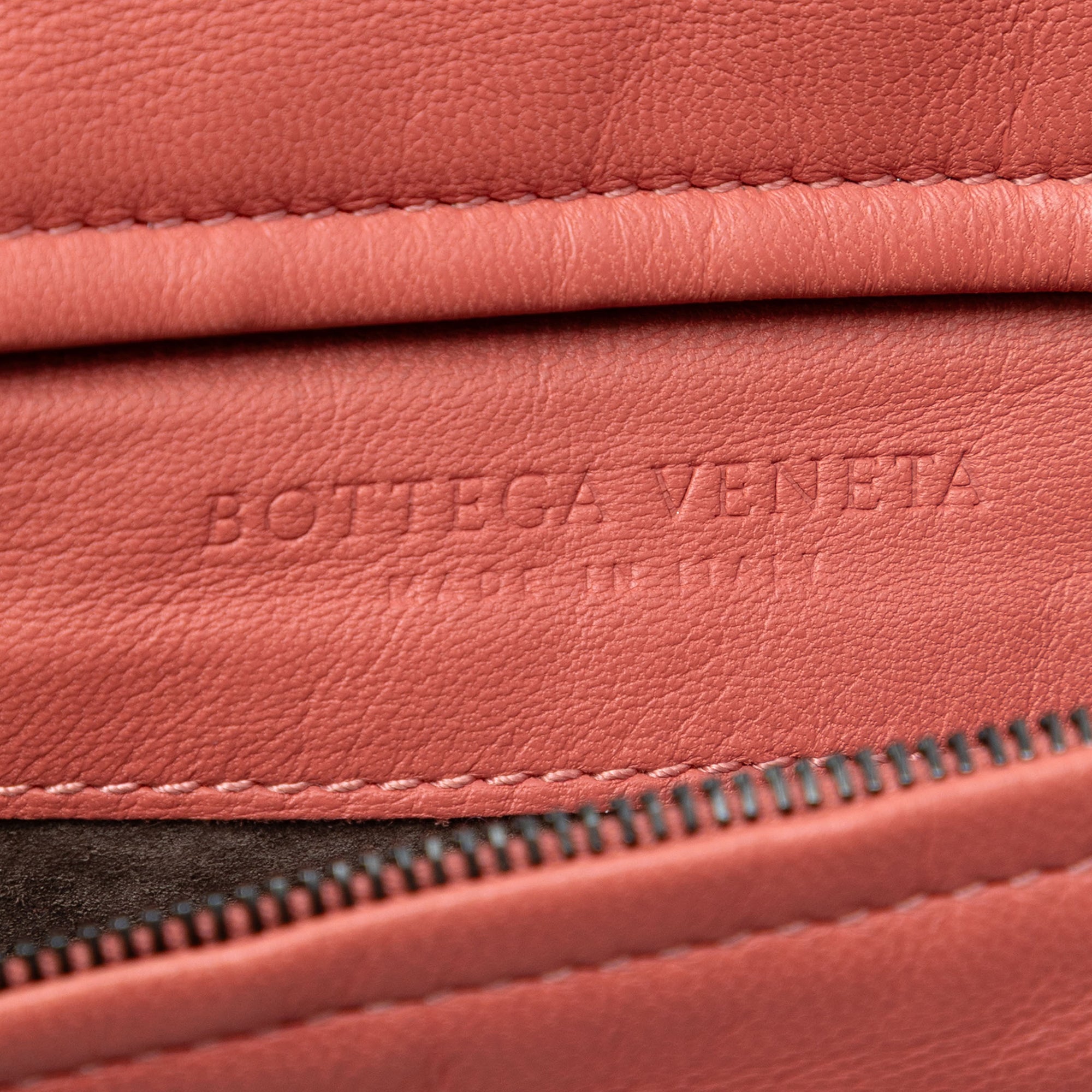 Nappa Intrecciato Turn Lock Clutch - Image 5