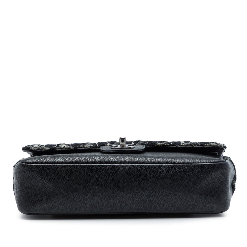 Medium Classic Tweed and Caviar Double Flap - Image 3