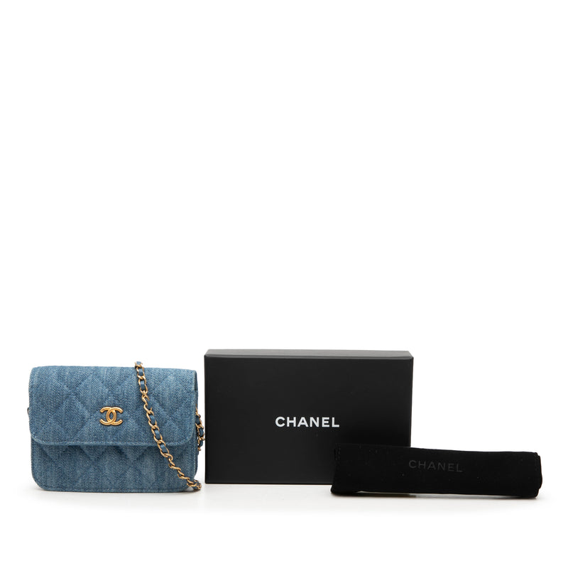 Mini Quilted Denim Pearl Crush Clutch with Chain - Image 7