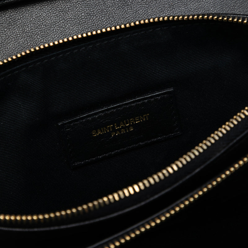 Diamond Quilted Lambskin Angie Chain Bag - Image 5
