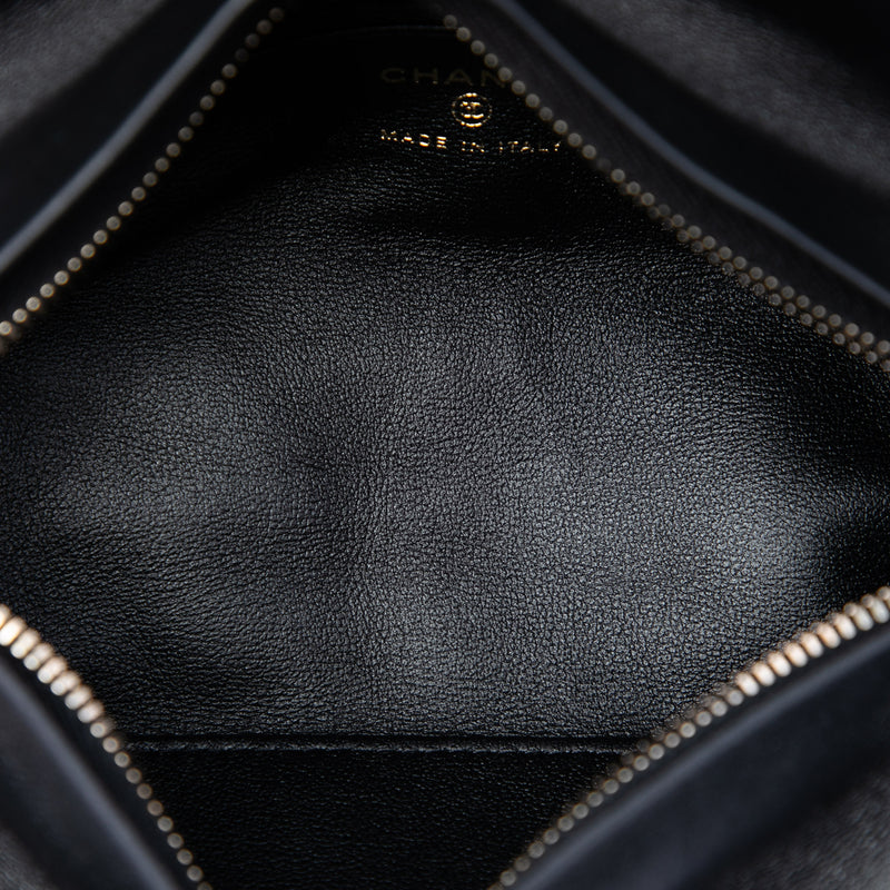 CC Quilted Velvet Crystal Wristlet Clutch - Image 4