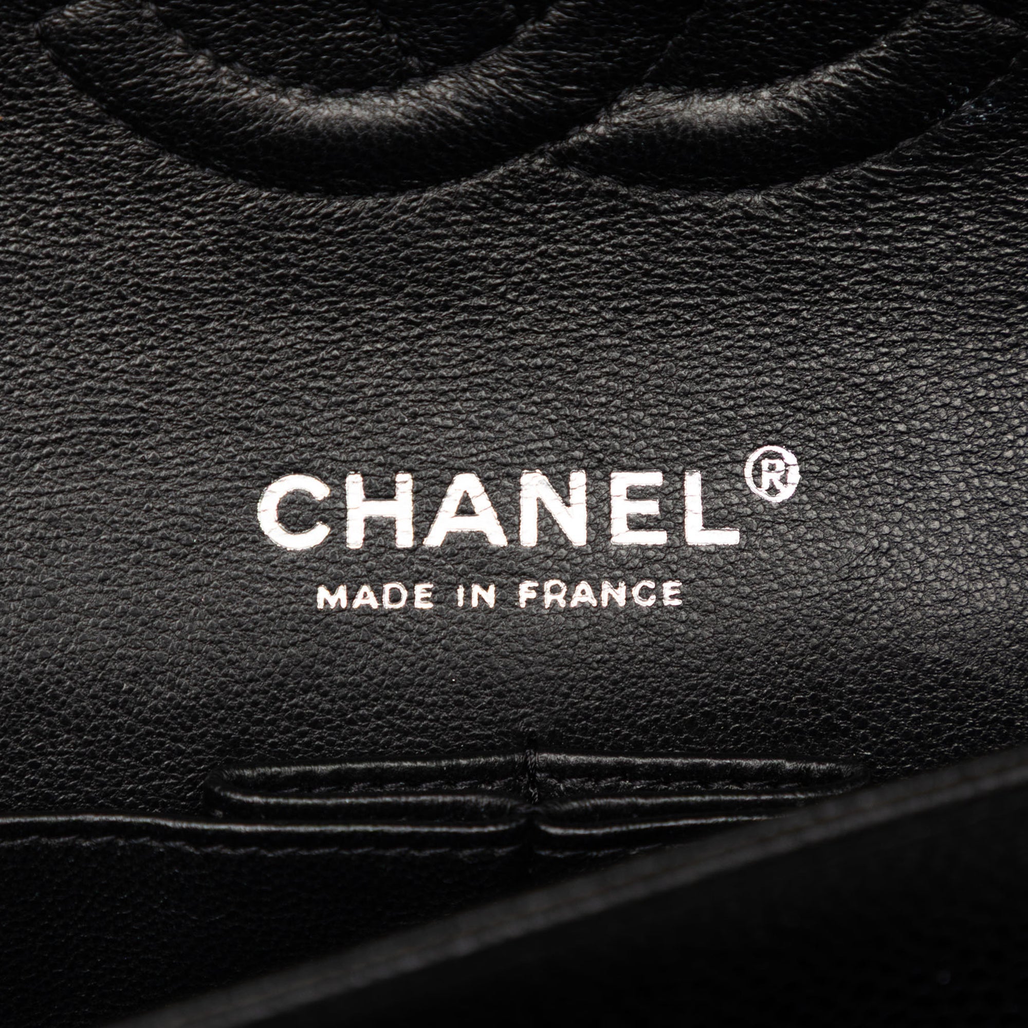 Medium Classic Caviar Double Flap - Image 5