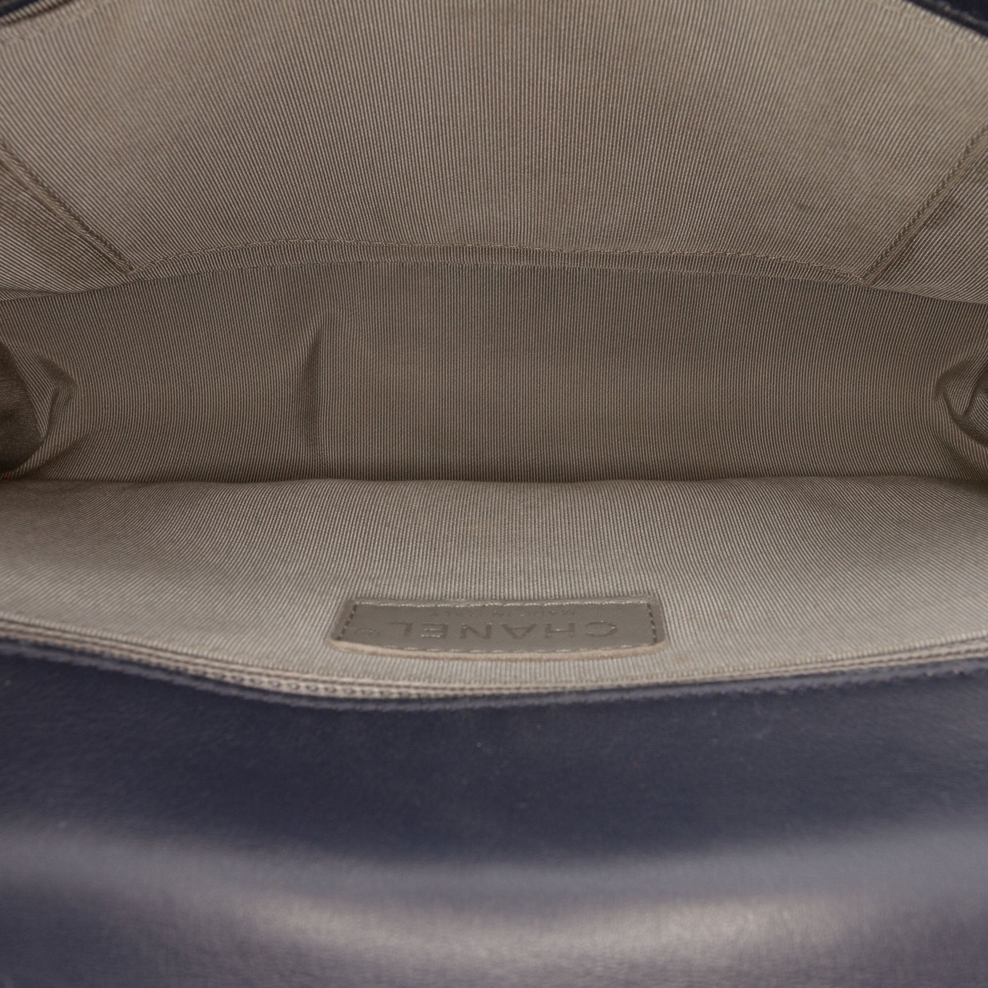 Medium Chevron Lambskin Boy Flap - Image 4