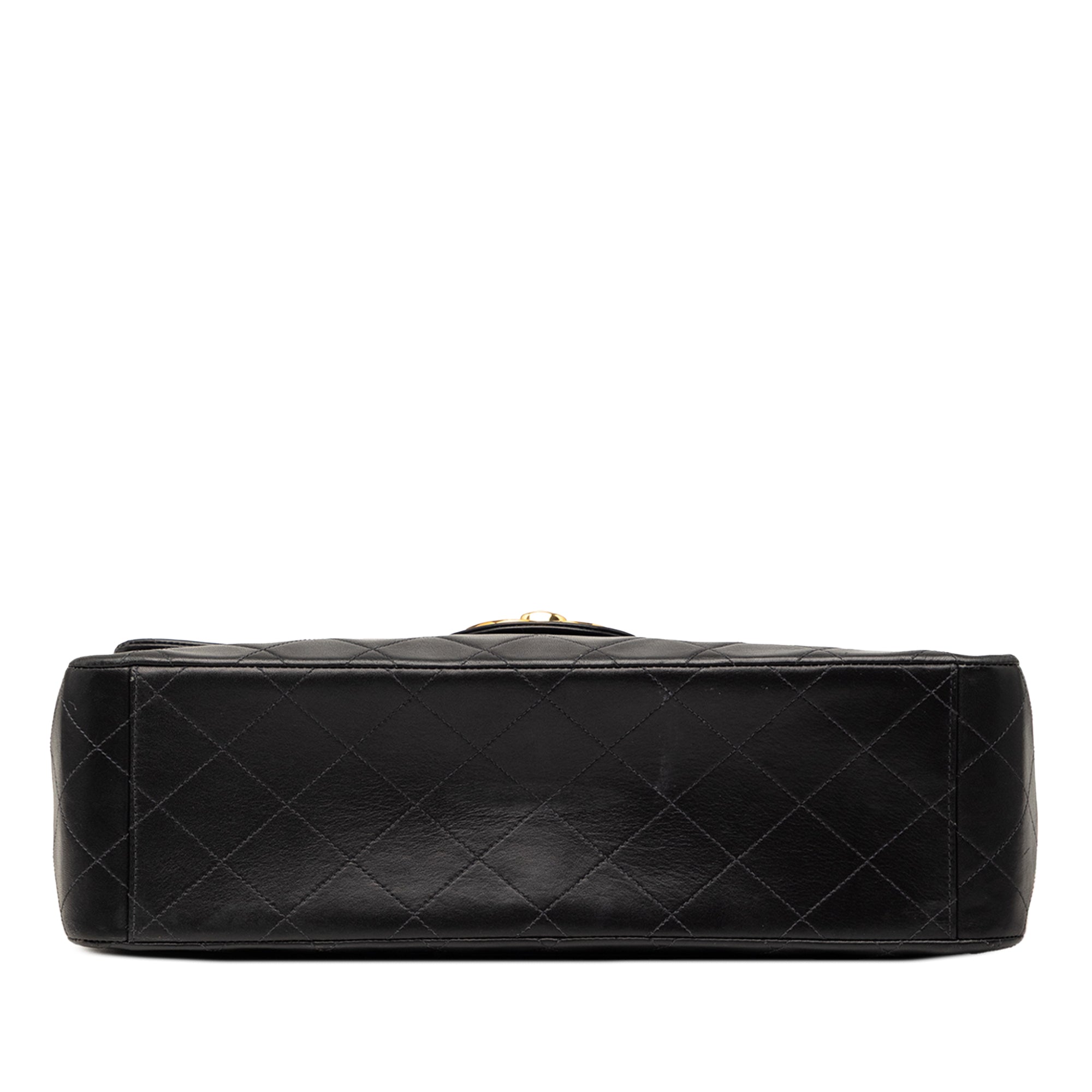 Maxi XL Classic Lambskin Single Flap - Image 3