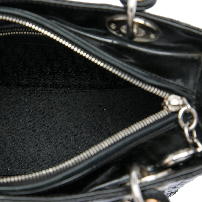 Medium Patent Cannage Lady Dior - Image 4