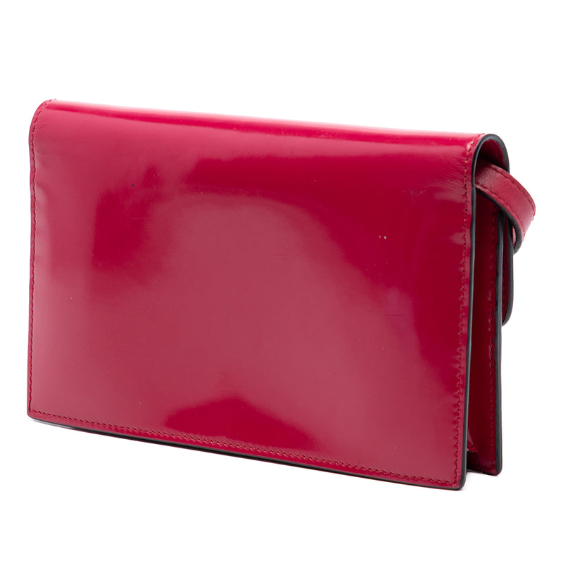 Calfskin Interlocking G Wallet on Chain - Image 2