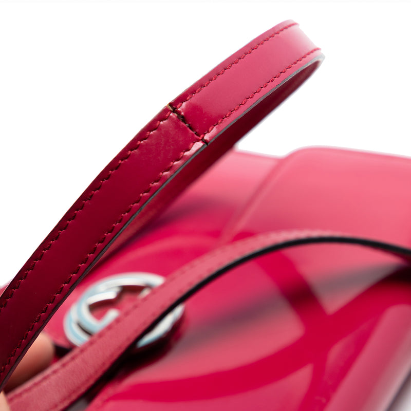 Calfskin Interlocking G Wallet on Chain - Image 7