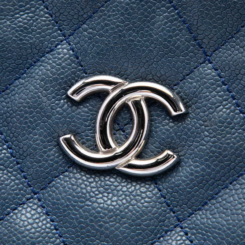 Quilted Caviar French Riviera Tote - Image 5