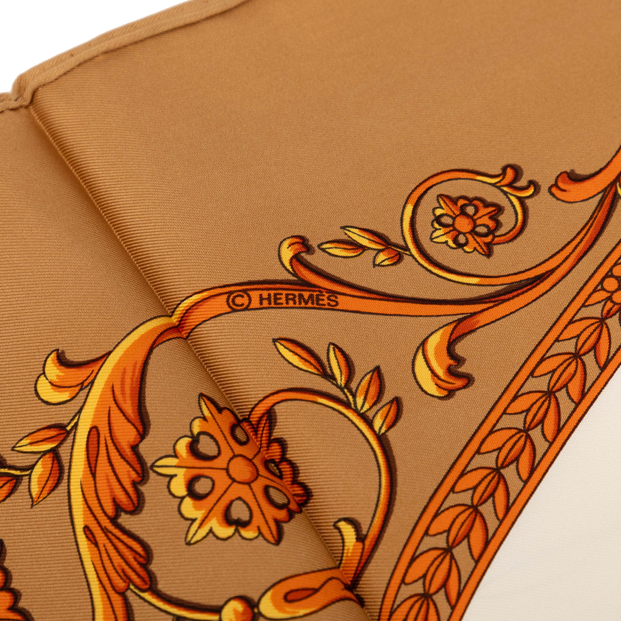 La Promenade De Longchamps Silk Scarf 90 - Image 5