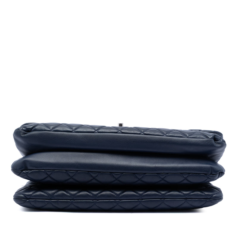 Maxi CC Quilted Lambskin 3 Compartment Flap - Image 3