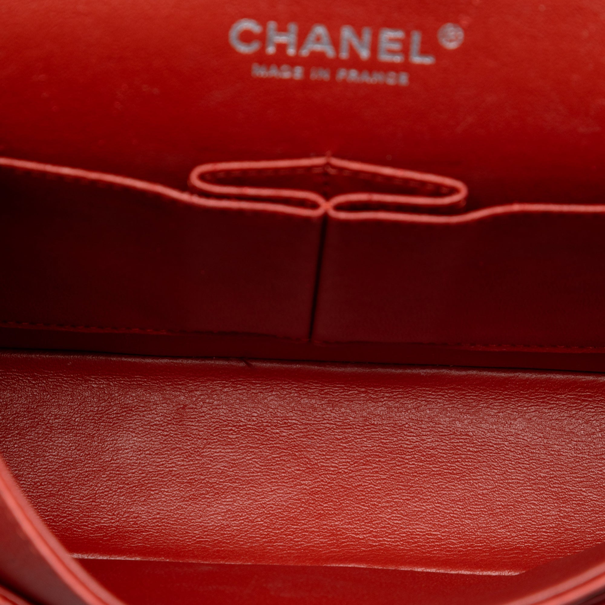 Medium Classic Caviar Double Flap - Image 4