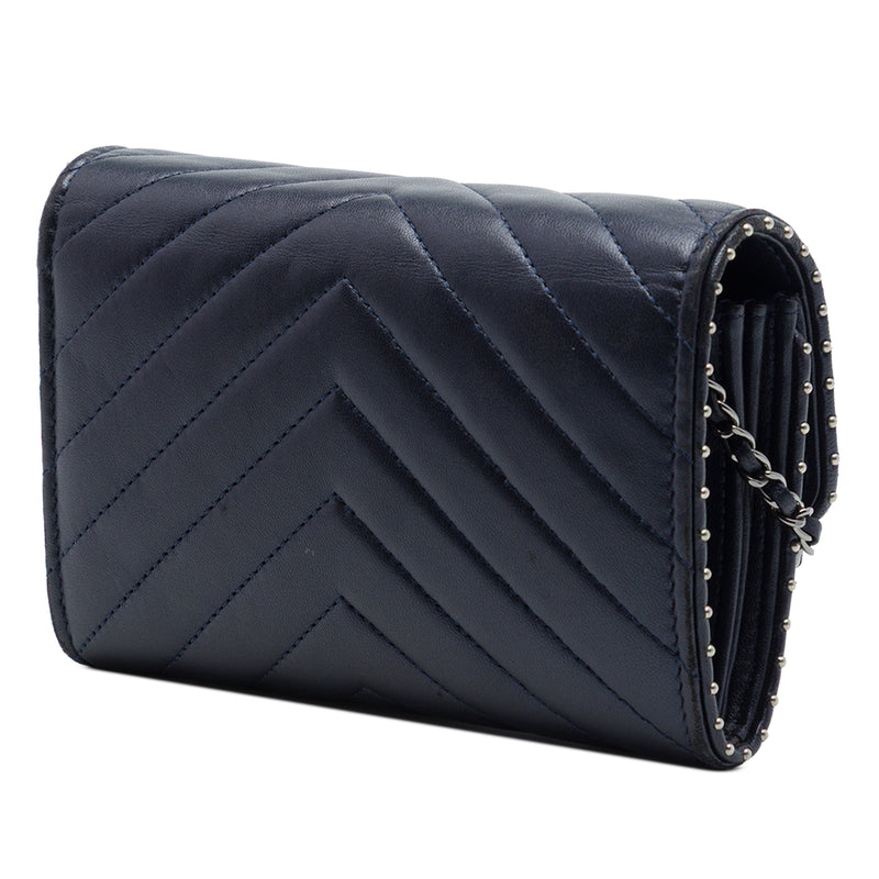 CC Chevron Lambskin Studded Wallet On Chain - Image 2