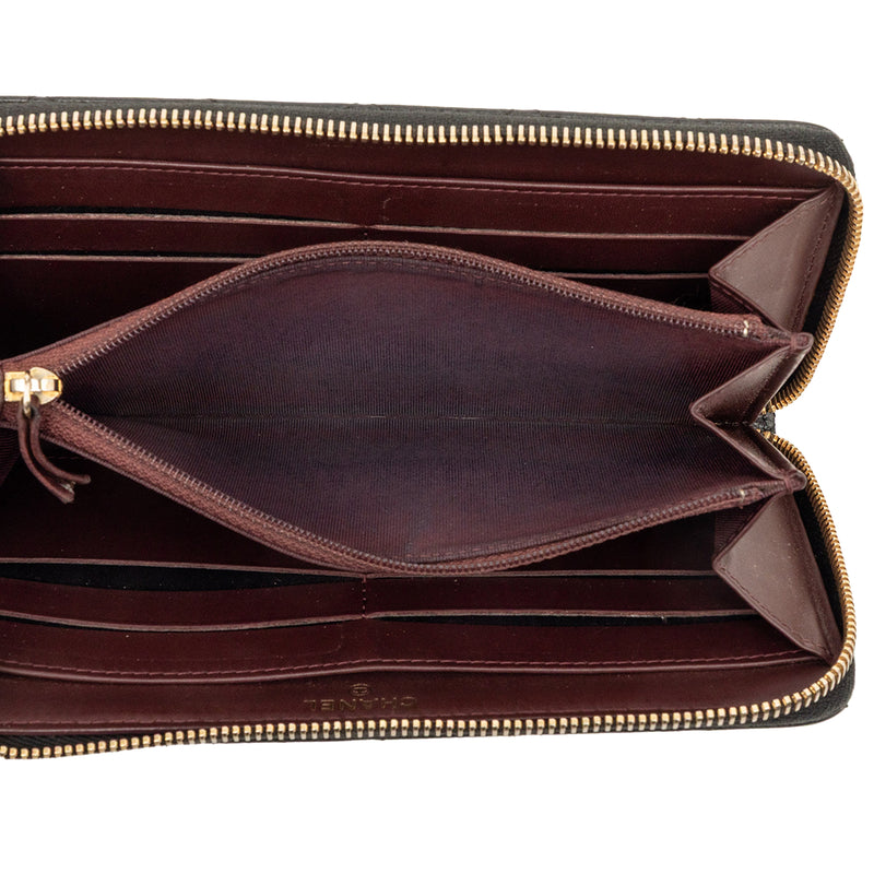 CC Quilted Caviar Zip Around Long Wallet - Image 4