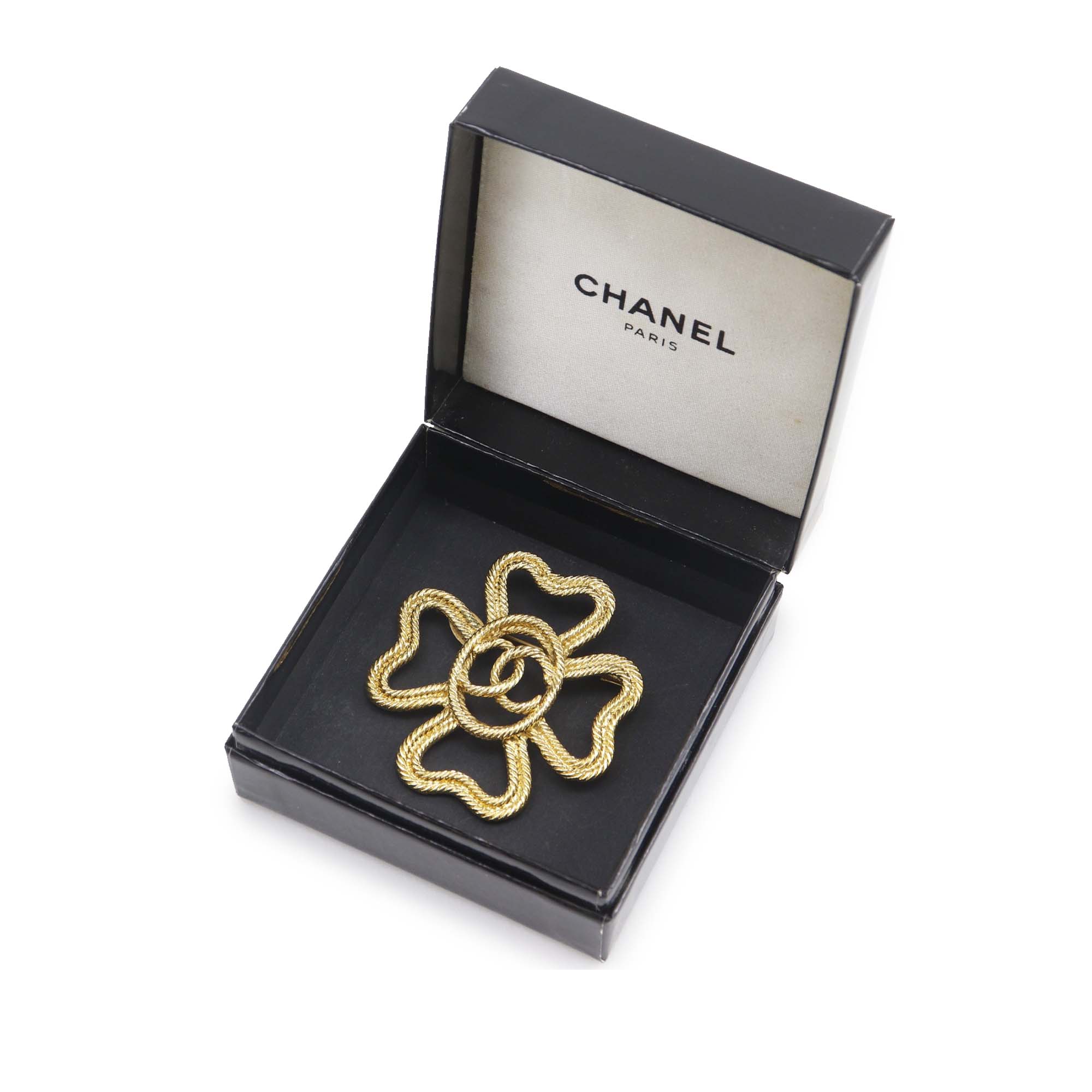 CC Gold Plated Clover Rope Brooch - Image 8