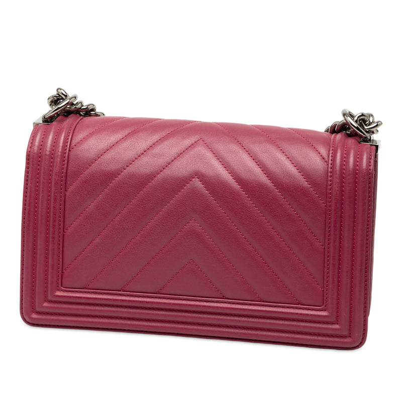 Old Medium Chevron Lambskin Boy Flap - Image 2