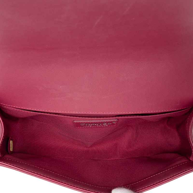 Old Medium Chevron Lambskin Boy Flap - Image 4