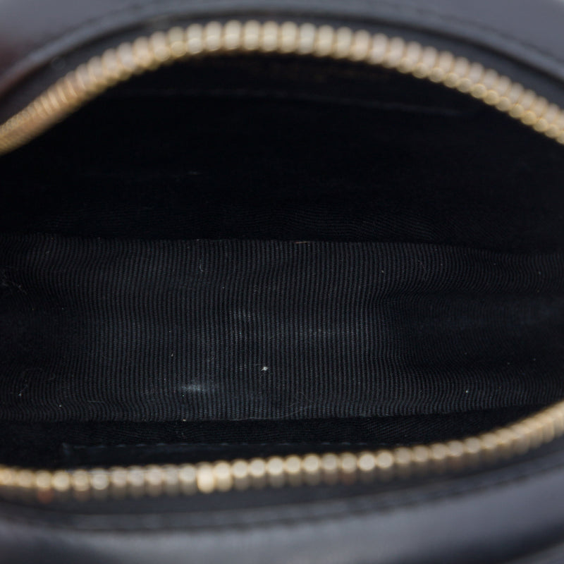 Baby Chevron Calfskin Round Vinyle Belt Bag - Image 4