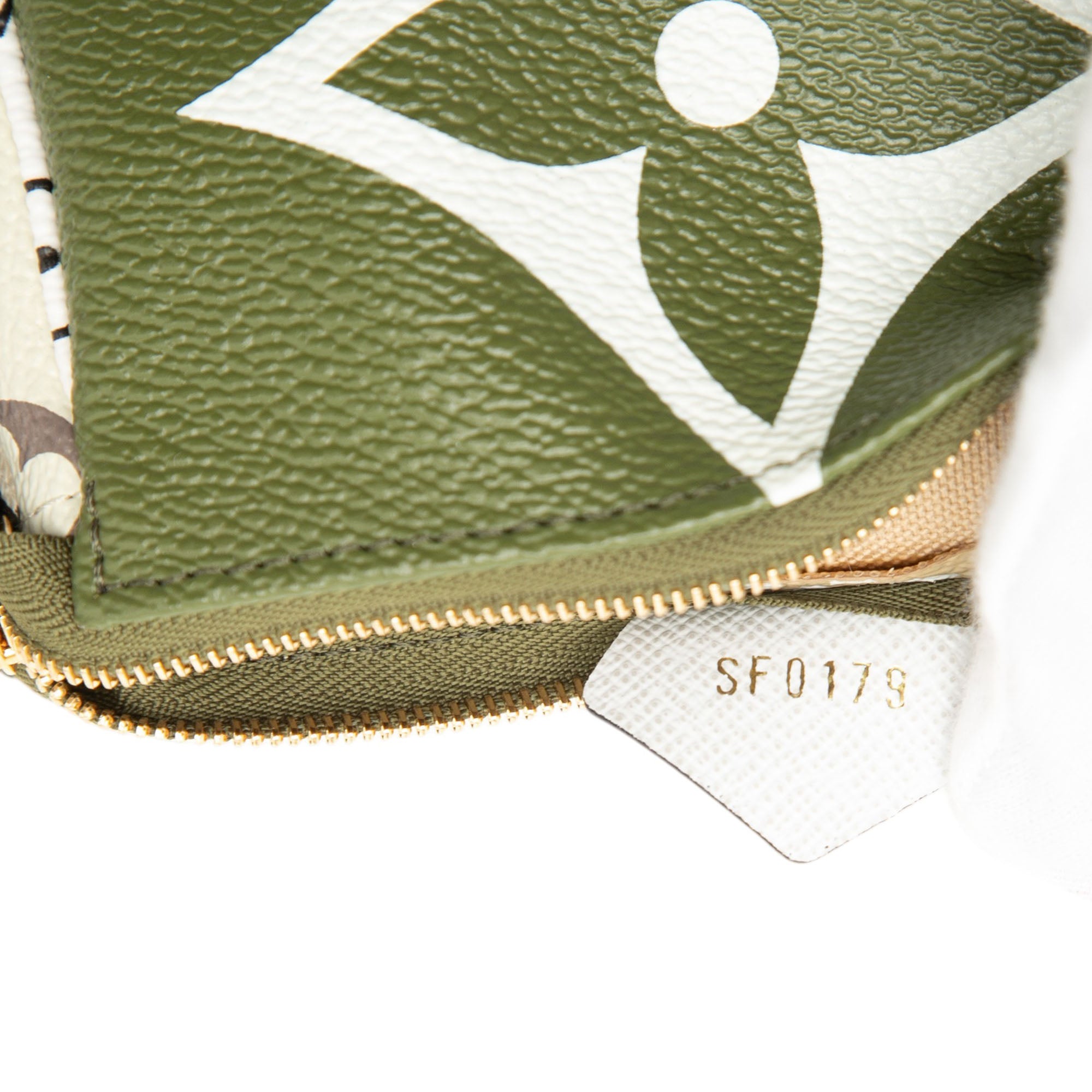 Monogram Giant Micro Pochette Accessoires - Image 6