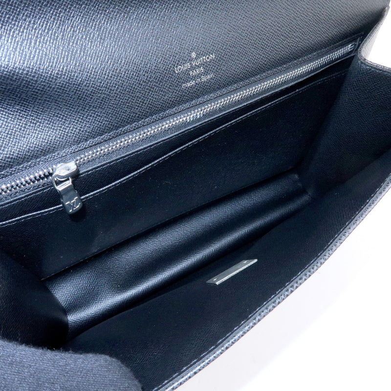 Louis Vuitton Selenga Pochette Taiga Leather Black Bag