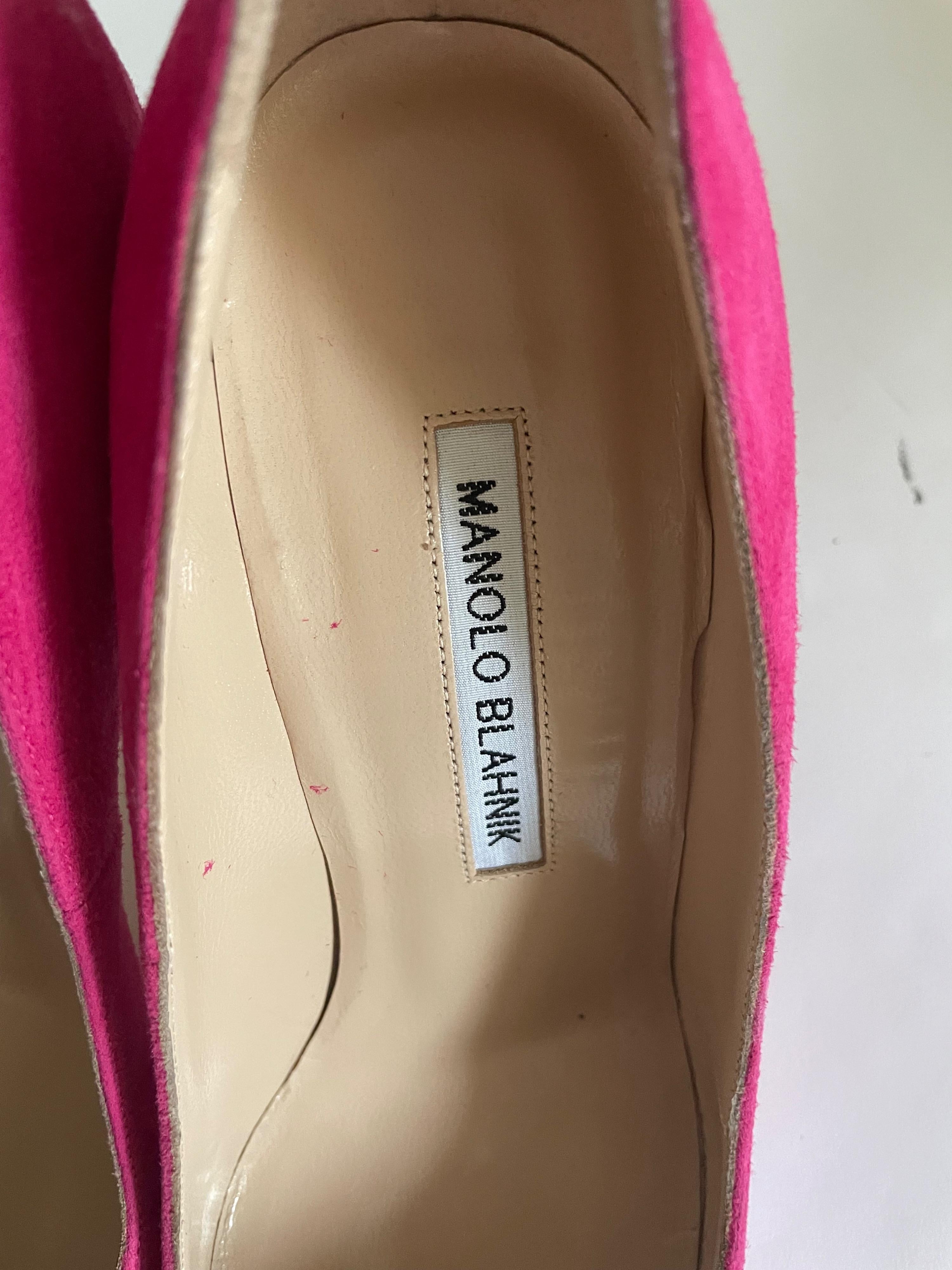 BB 105 dark pink suede pumps