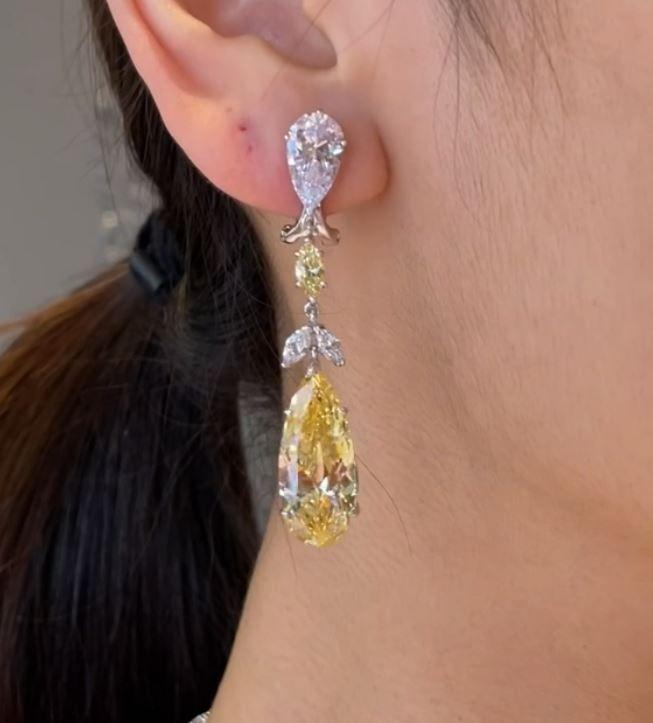 Anabela Chan 18K Canary Calla Lily Earrings