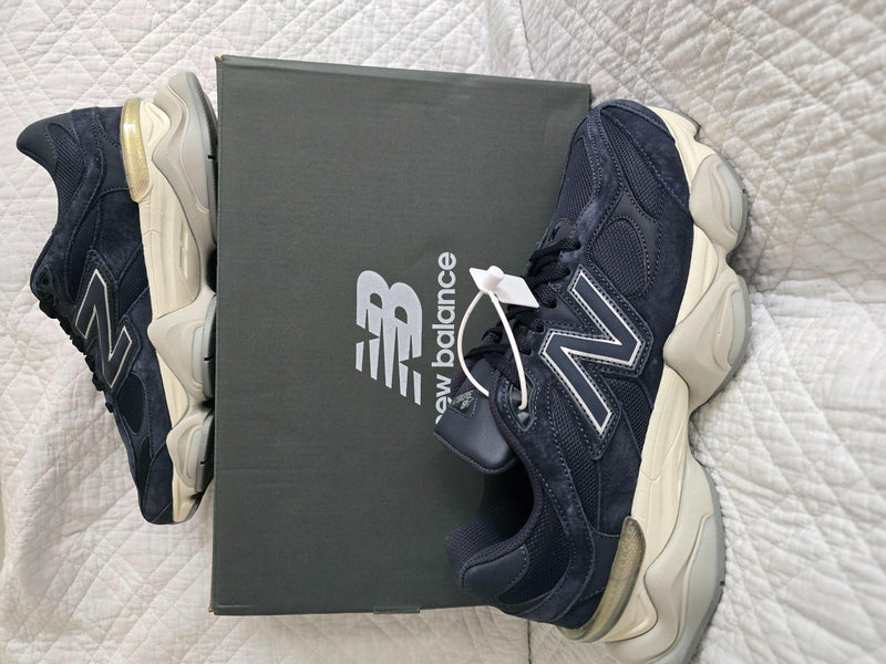 New Balance Navy Blue Sneakers 43