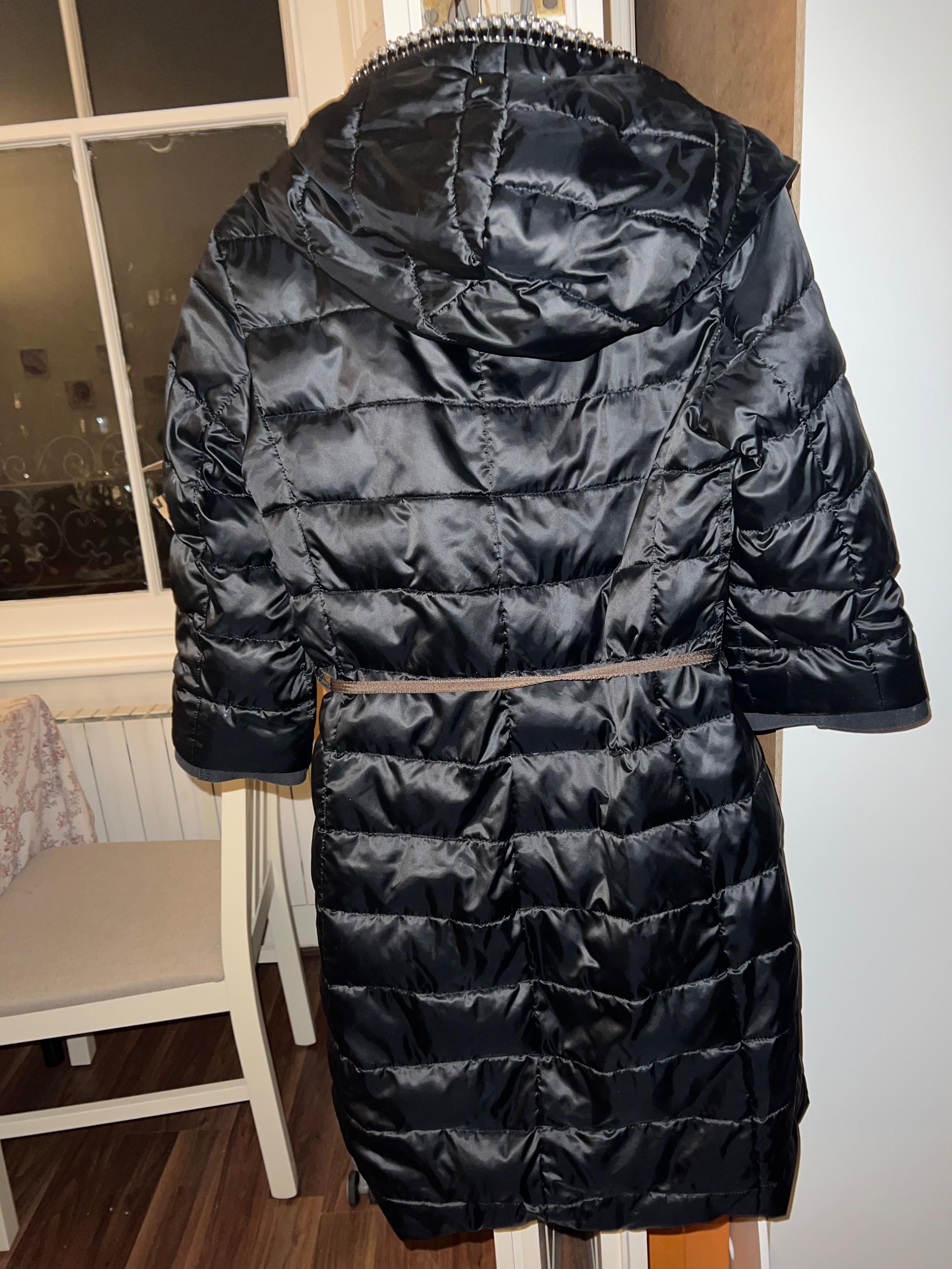 The Cube Novef down coat