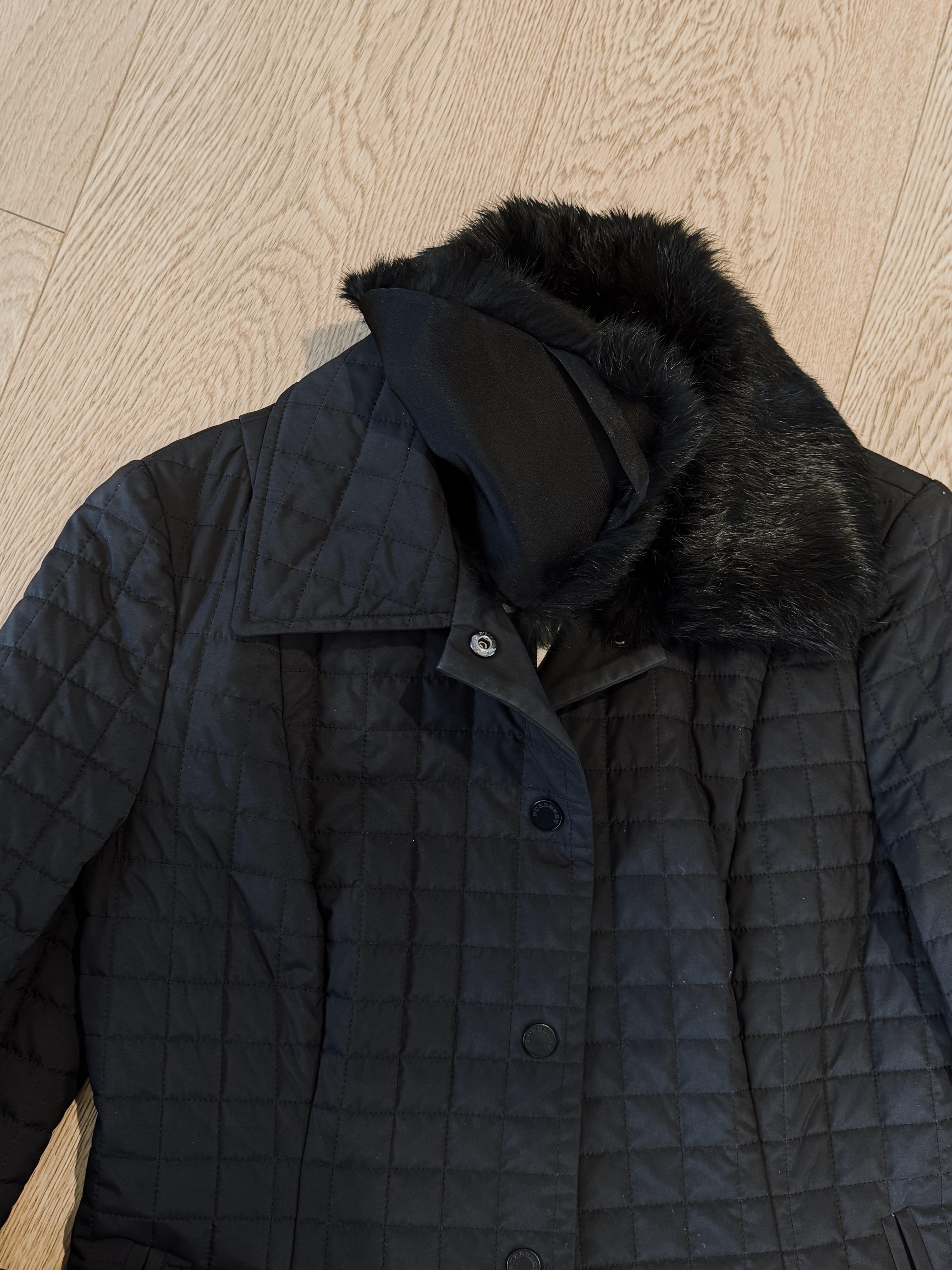 Burberry Black Quilted Jacket With Detachable Fur Collar