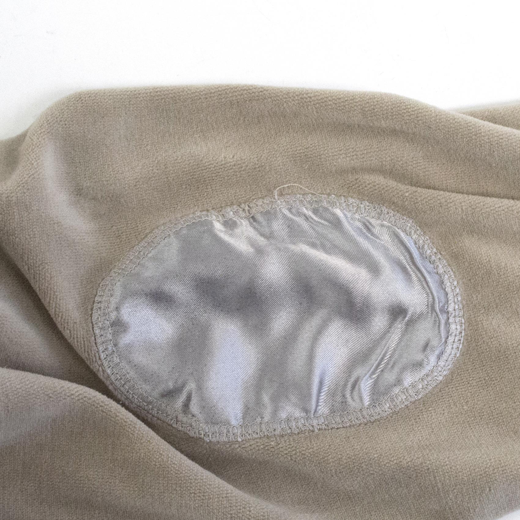 La Fiancee D'arthur beige velvet hoodie
