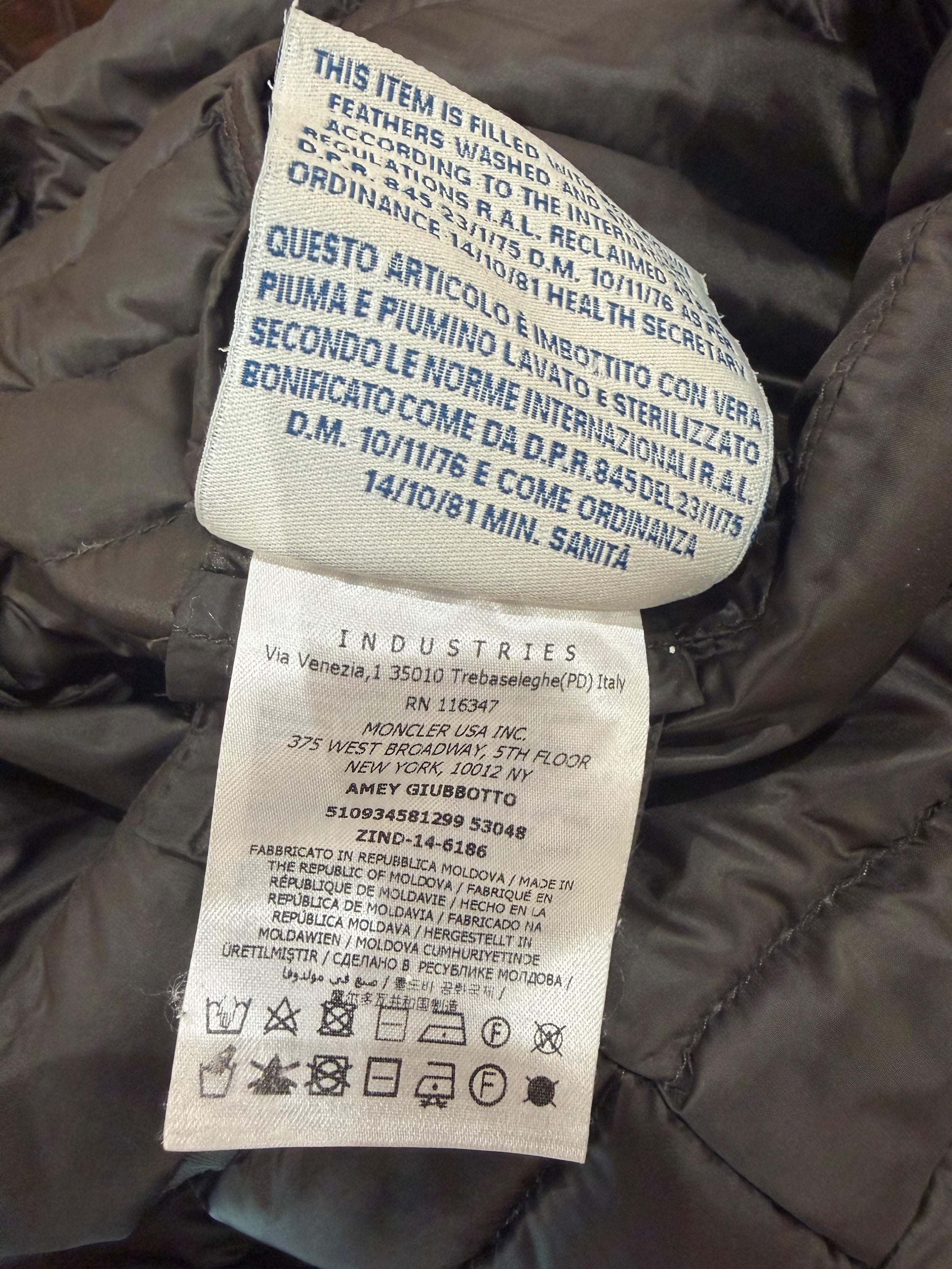 Moncler Lightweight Quilted Military Green jacket