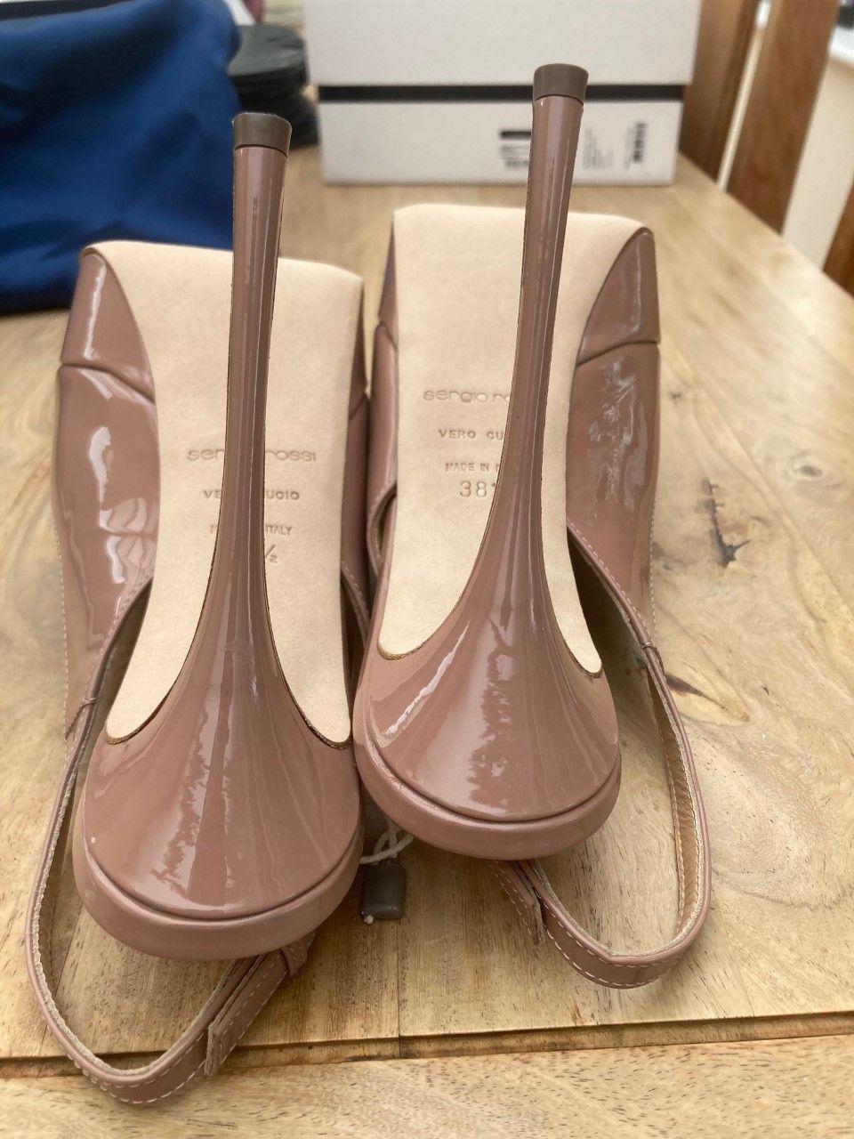 Antique Rose patent leather Alton slingback heeled sandals