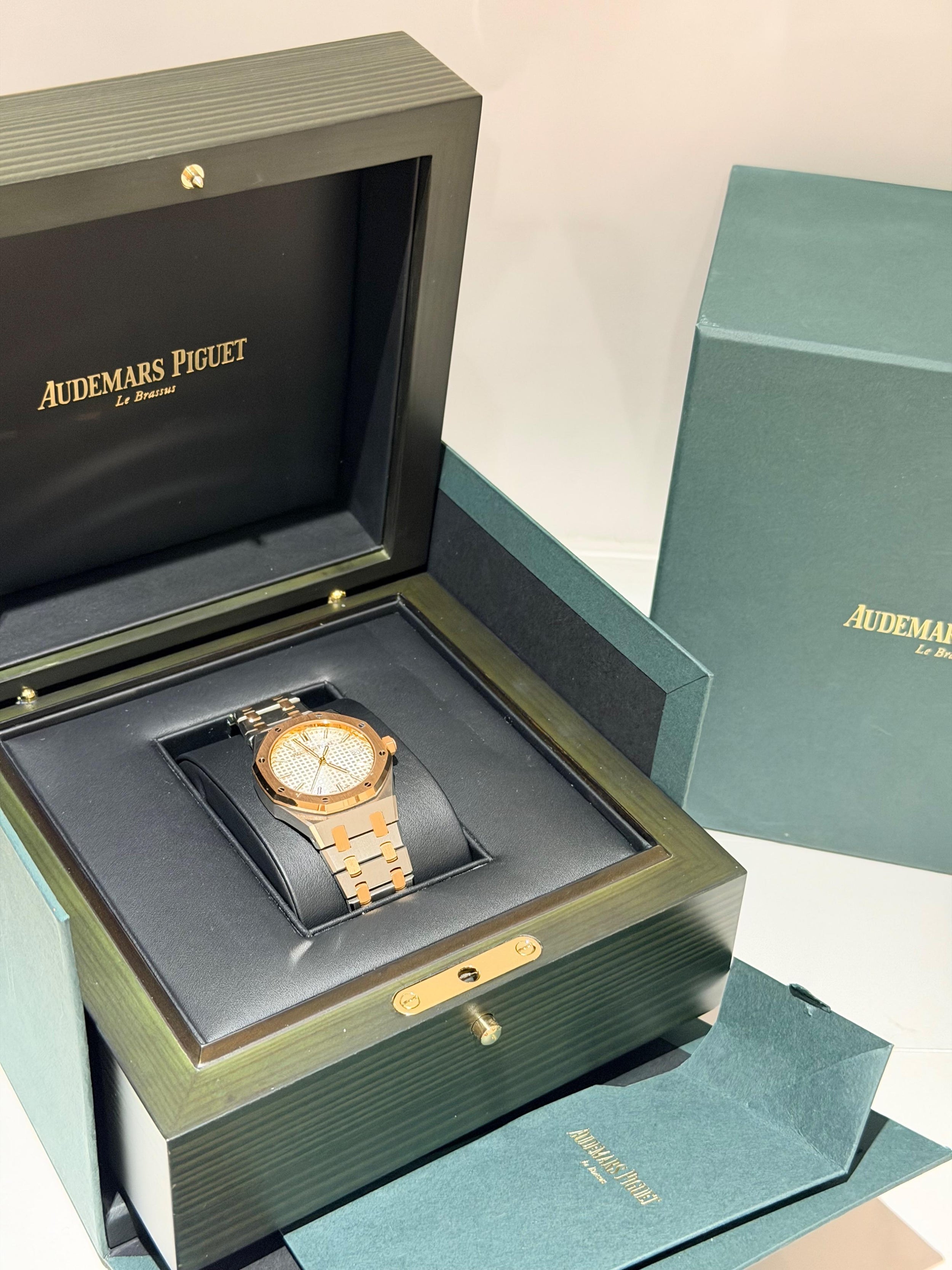 Audemars Piguet Royal Oak 34 mm Selfwinding Watch