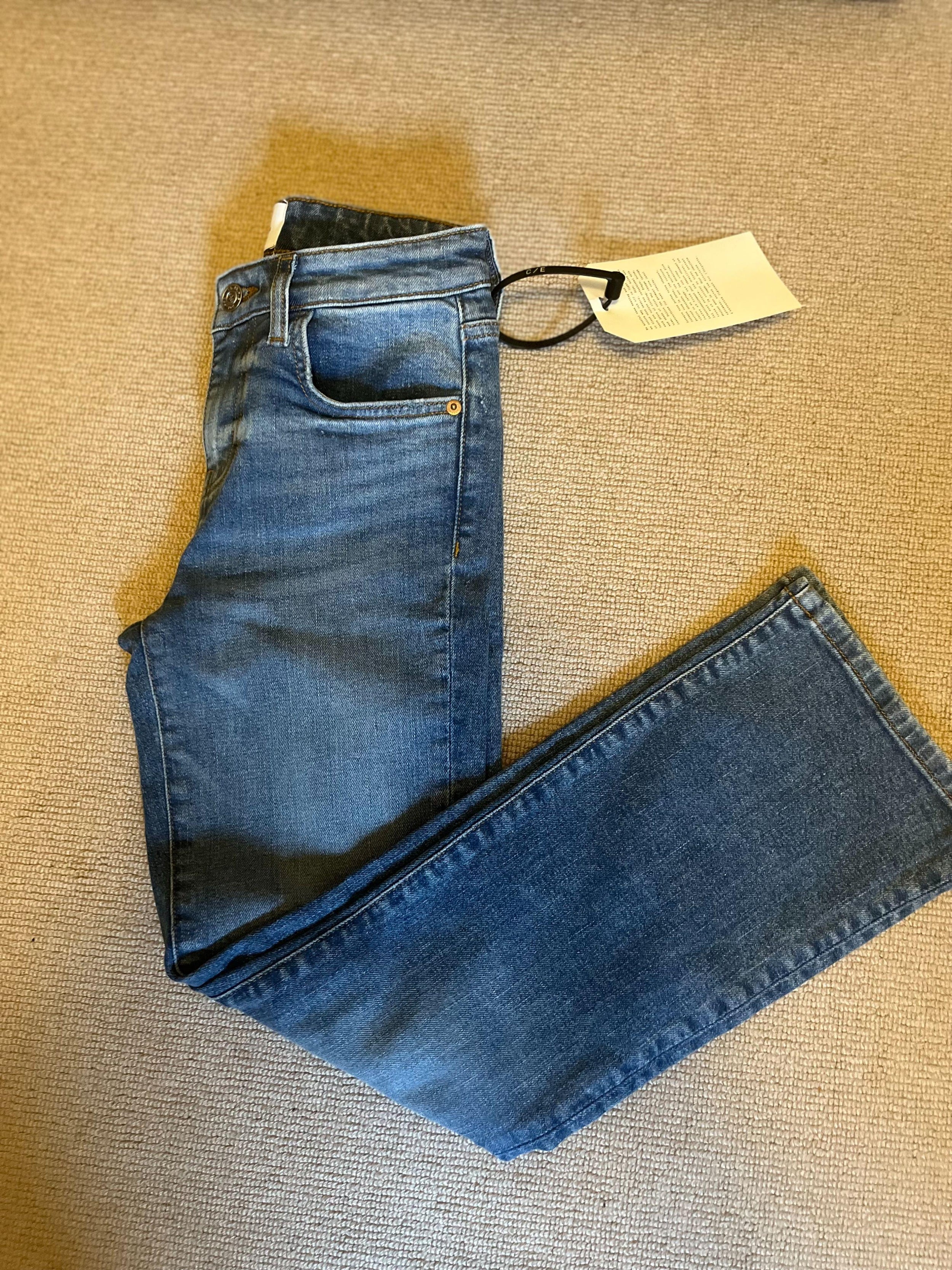 Mid-wash denim Lou cropped kickflare jeans
