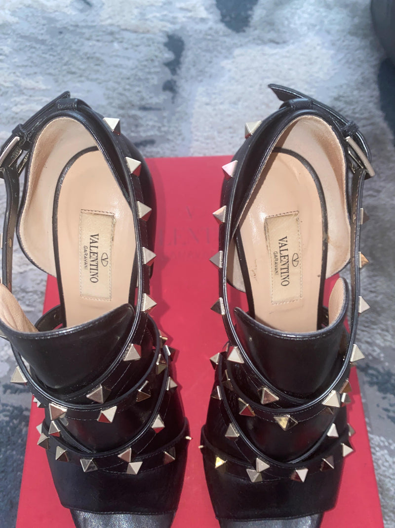 Black Leather Rockstud Booties
