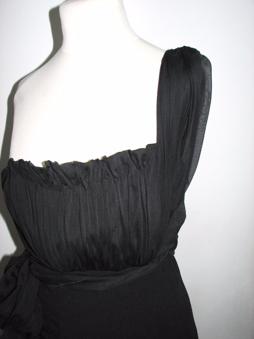 Philosophy di Alberta Ferretti black dress