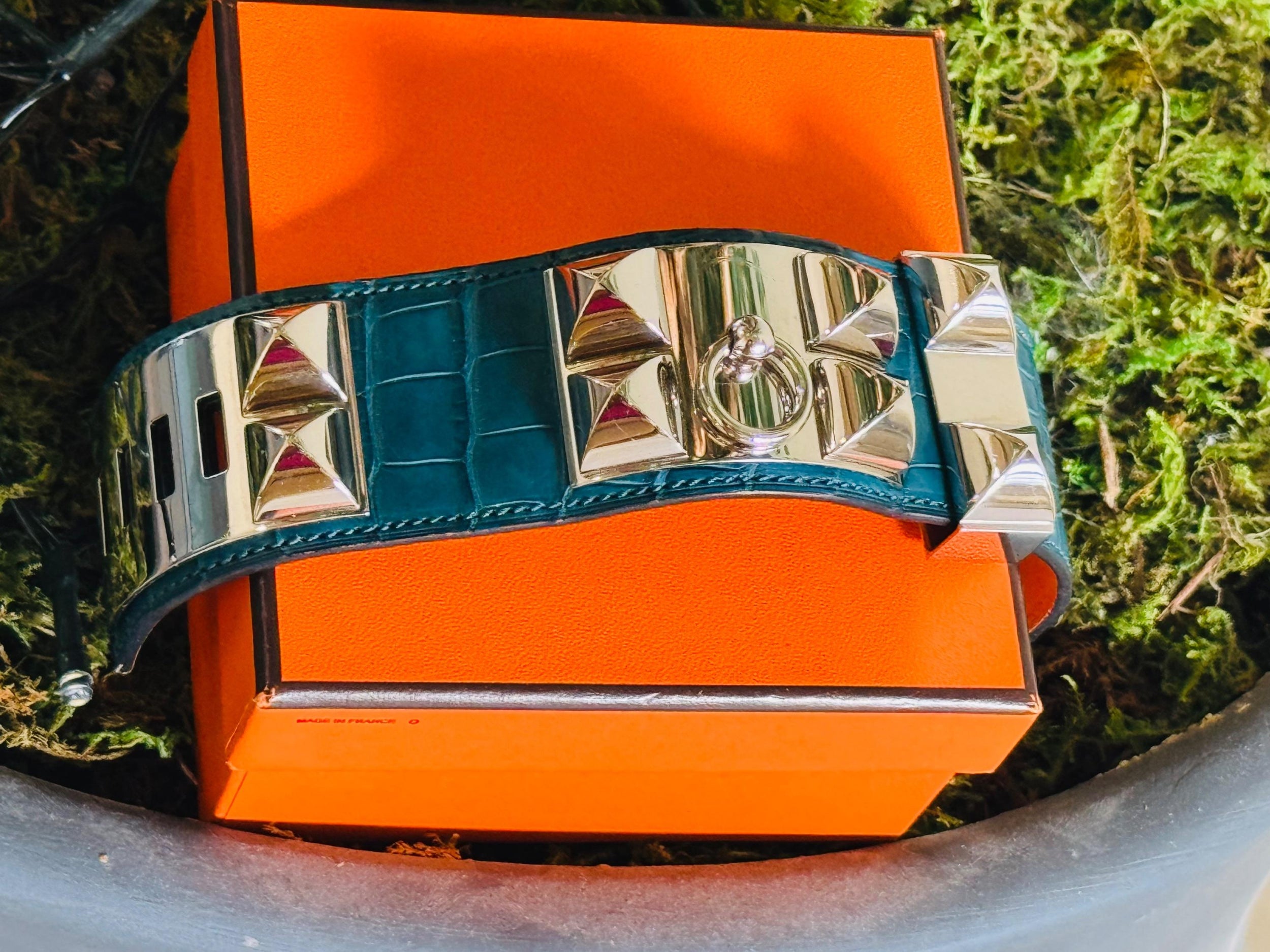 Hermès Matte Alligator collier de Chien bracelet Bleu Izmir with Palladium Hardware