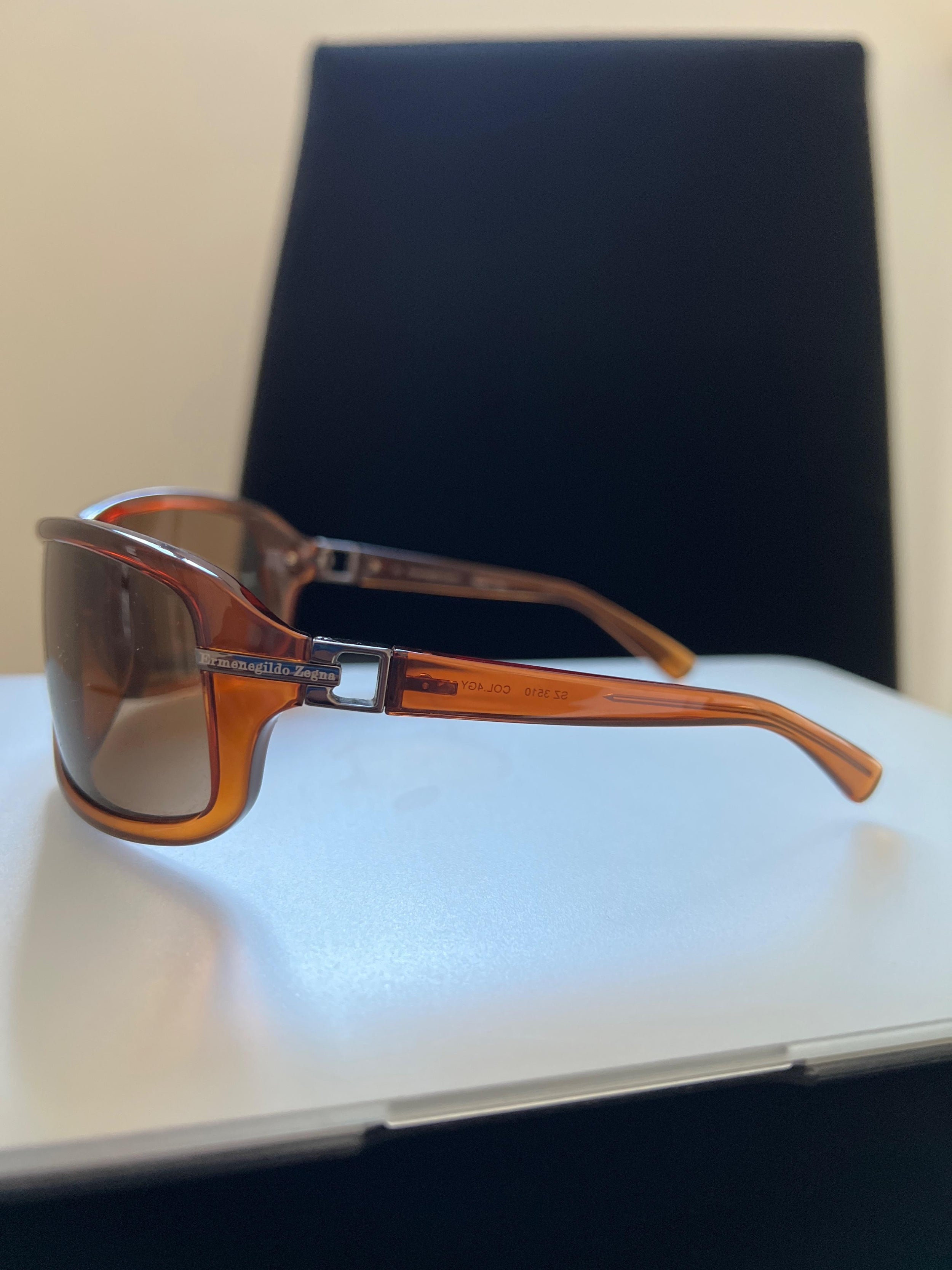 Brown clear acetate rectangle frame sunglasses