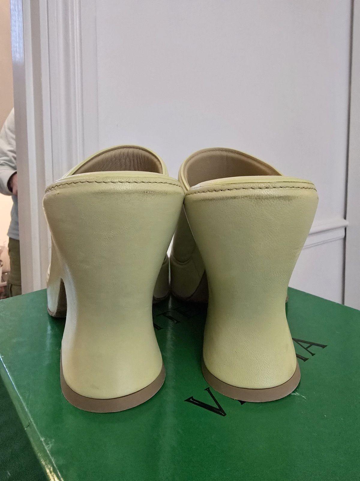 Bottega Veneta Lime Leather Mules